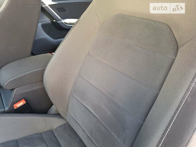 Сірий Фольксваген Гольф, об'ємом двигуна 1.6 л та пробігом 183 тис. км за 14900 $, фото 32 на Automoto.ua