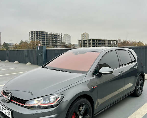 Серый Фольксваген Гольф, объемом двигателя 1.98 л и пробегом 84 тыс. км за 27000 $, фото 11 на Automoto.ua