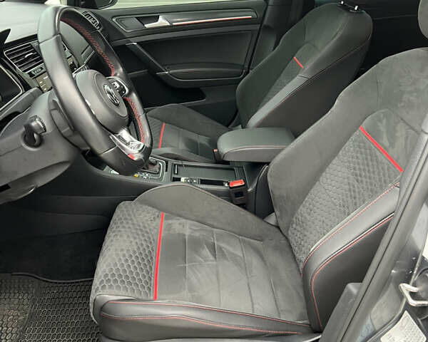 Серый Фольксваген Гольф, объемом двигателя 1.98 л и пробегом 84 тыс. км за 27000 $, фото 15 на Automoto.ua