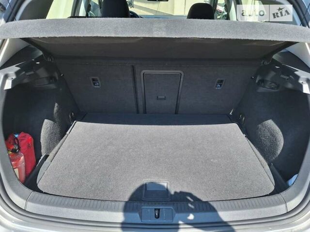 Сірий Фольксваген Гольф, об'ємом двигуна 1.6 л та пробігом 183 тис. км за 14900 $, фото 38 на Automoto.ua