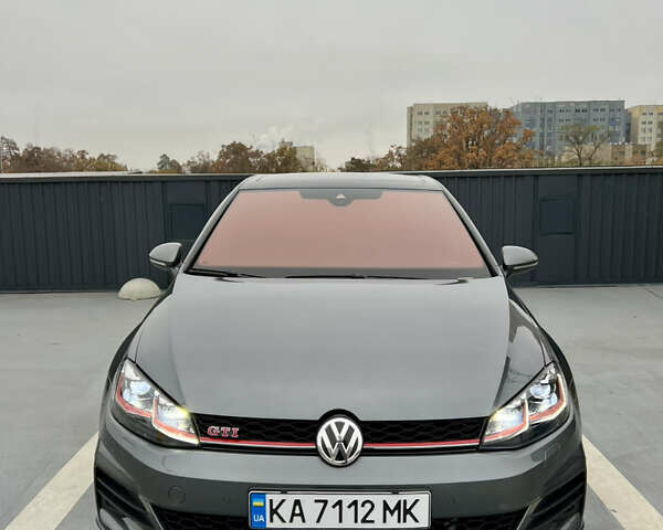 Серый Фольксваген Гольф, объемом двигателя 1.98 л и пробегом 84 тыс. км за 27000 $, фото 12 на Automoto.ua