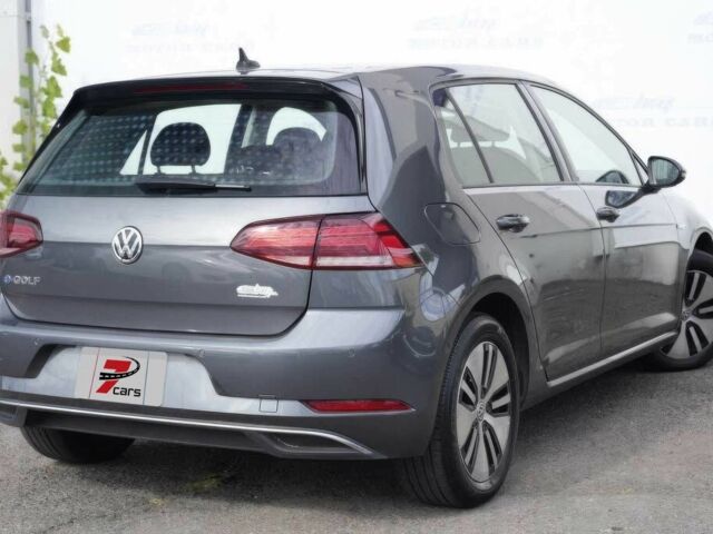 Сірий Фольксваген Гольф, об'ємом двигуна 0 л та пробігом 31 тис. км за 5000 $, фото 4 на Automoto.ua