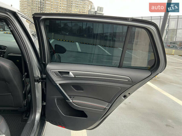 Серый Фольксваген Гольф, объемом двигателя 1.98 л и пробегом 84 тыс. км за 27000 $, фото 20 на Automoto.ua