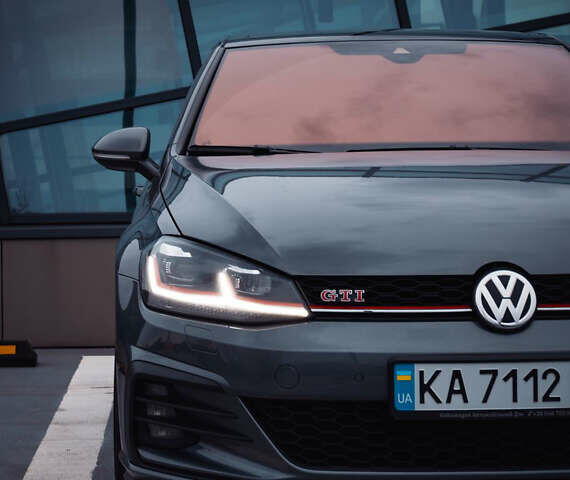 Серый Фольксваген Гольф, объемом двигателя 1.98 л и пробегом 84 тыс. км за 27000 $, фото 5 на Automoto.ua