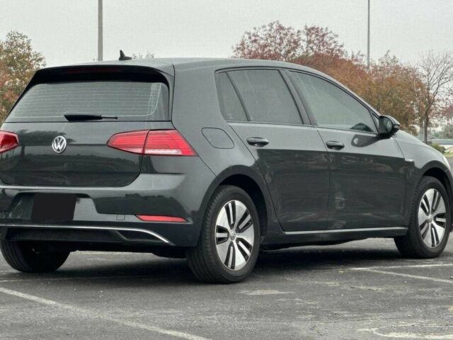 Серый Фольксваген Гольф, объемом двигателя 0 л и пробегом 48 тыс. км за 7800 $, фото 3 на Automoto.ua