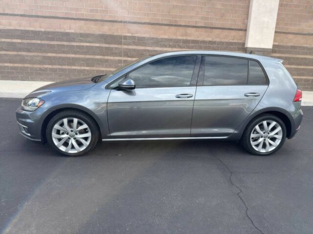 Серый Фольксваген Гольф, объемом двигателя 1.4 л и пробегом 34 тыс. км за 7800 $, фото 2 на Automoto.ua