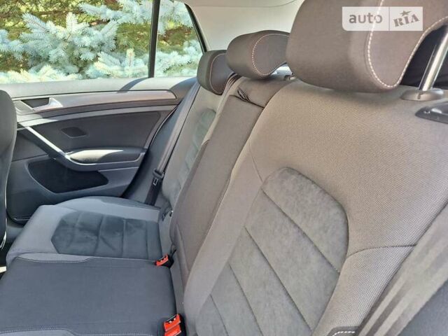 Сірий Фольксваген Гольф, об'ємом двигуна 1.6 л та пробігом 183 тис. км за 14900 $, фото 37 на Automoto.ua