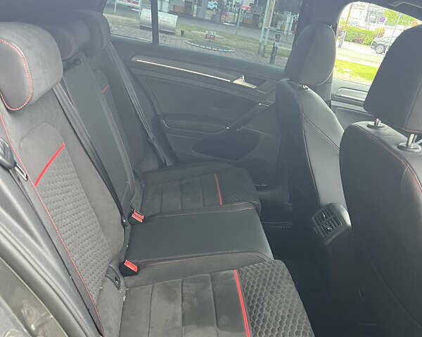 Серый Фольксваген Гольф, объемом двигателя 1.98 л и пробегом 84 тыс. км за 27000 $, фото 23 на Automoto.ua