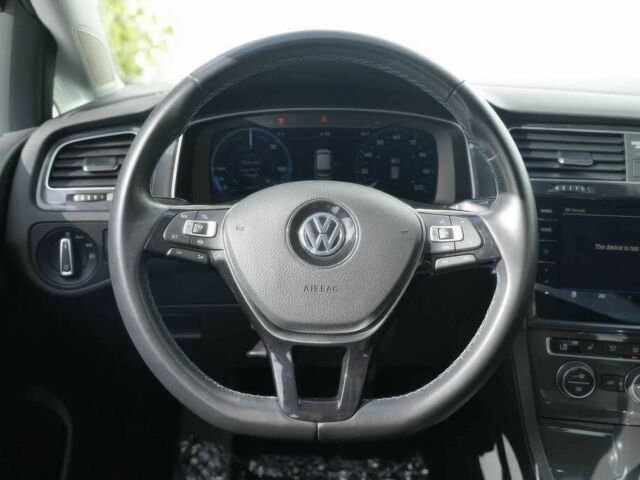 Серый Фольксваген Гольф, объемом двигателя 0 л и пробегом 42 тыс. км за 7500 $, фото 9 на Automoto.ua