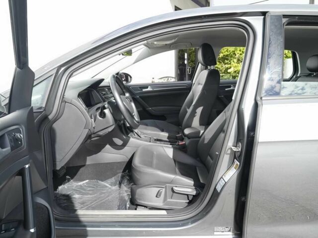 Серый Фольксваген Гольф, объемом двигателя 0 л и пробегом 41 тыс. км за 3500 $, фото 8 на Automoto.ua