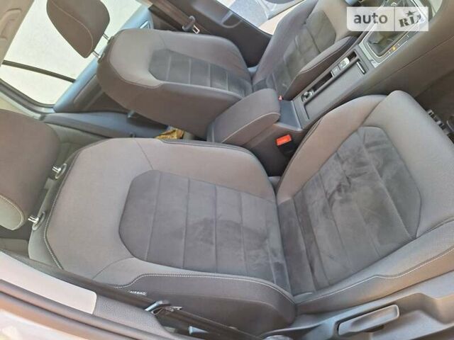 Сірий Фольксваген Гольф, об'ємом двигуна 1.6 л та пробігом 183 тис. км за 14900 $, фото 44 на Automoto.ua