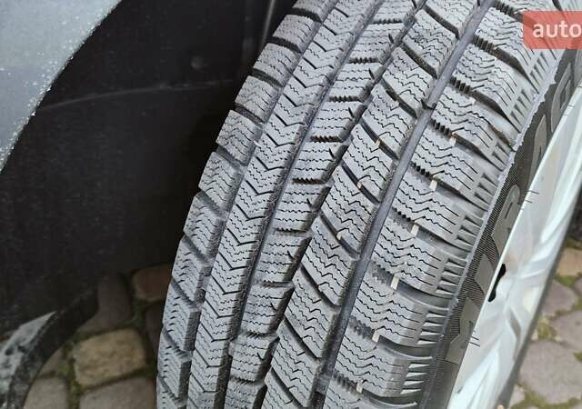 Серый Фольксваген Гольф, объемом двигателя 1.4 л и пробегом 125 тыс. км за 14500 $, фото 13 на Automoto.ua