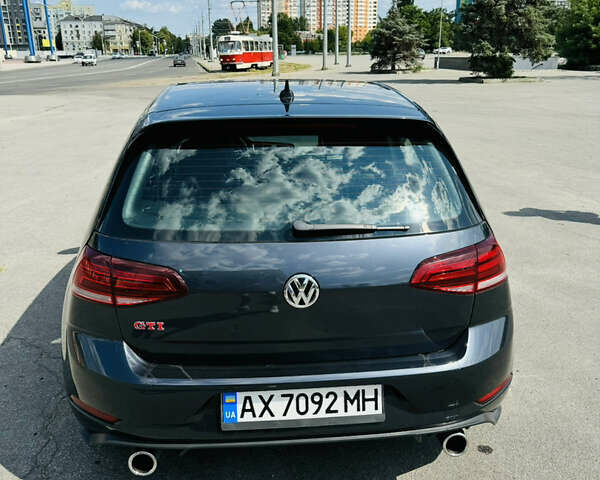 Сірий Фольксваген Гольф, об'ємом двигуна 1.98 л та пробігом 21 тис. км за 20000 $, фото 1 на Automoto.ua