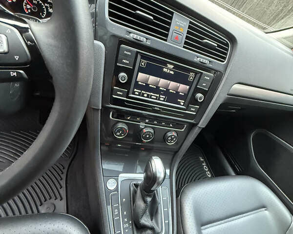 Сірий Фольксваген Гольф, об'ємом двигуна 1.4 л та пробігом 54 тис. км за 17500 $, фото 19 на Automoto.ua