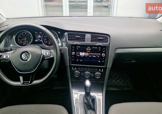 Сірий Фольксваген Гольф, об'ємом двигуна 1.4 л та пробігом 44 тис. км за 19011 $, фото 7 на Automoto.ua