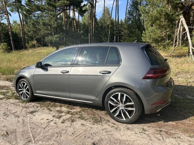 Серый Фольксваген Гольф, объемом двигателя 0 л и пробегом 119 тыс. км за 13500 $, фото 9 на Automoto.ua