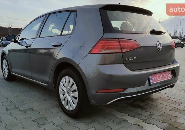 Серый Фольксваген Гольф, объемом двигателя 1.4 л и пробегом 125 тыс. км за 14500 $, фото 7 на Automoto.ua