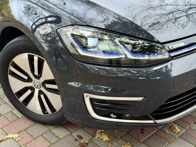 Серый Фольксваген Гольф, объемом двигателя 0 л и пробегом 125 тыс. км за 14550 $, фото 3 на Automoto.ua