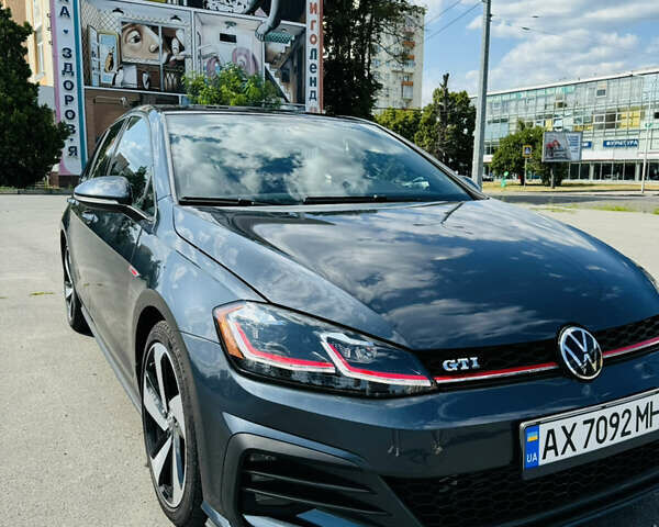 Сірий Фольксваген Гольф, об'ємом двигуна 1.98 л та пробігом 21 тис. км за 20000 $, фото 7 на Automoto.ua