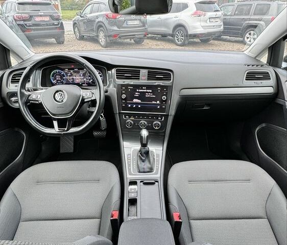 Серый Фольксваген Гольф, объемом двигателя 0 л и пробегом 126 тыс. км за 14400 $, фото 16 на Automoto.ua