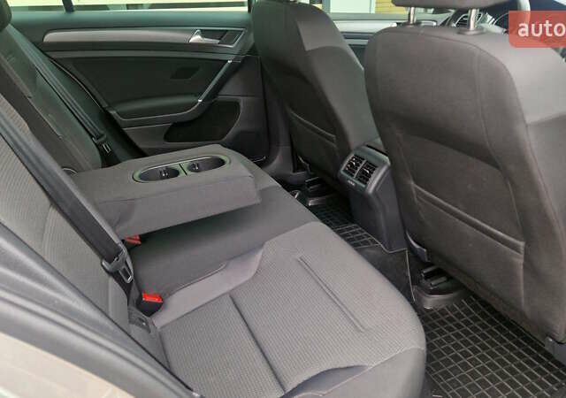 Сірий Фольксваген Гольф, об'ємом двигуна 1.4 л та пробігом 44 тис. км за 19011 $, фото 6 на Automoto.ua