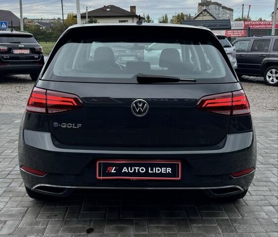 Серый Фольксваген Гольф, объемом двигателя 0 л и пробегом 126 тыс. км за 14400 $, фото 4 на Automoto.ua