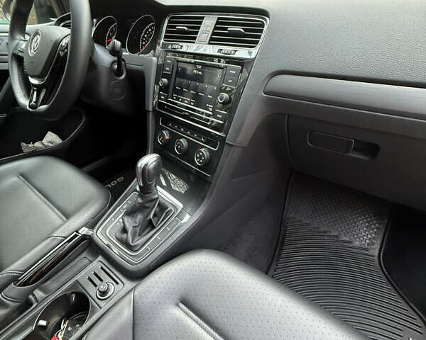 Сірий Фольксваген Гольф, об'ємом двигуна 1.4 л та пробігом 54 тис. км за 17500 $, фото 17 на Automoto.ua