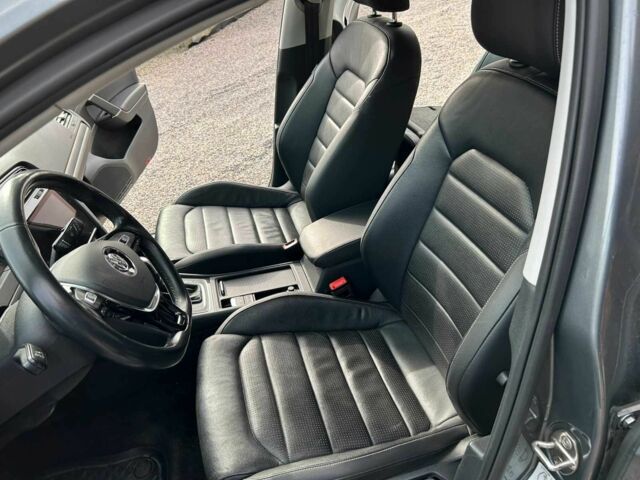 Серый Фольксваген Гольф, объемом двигателя 0 л и пробегом 113 тыс. км за 11100 $, фото 10 на Automoto.ua