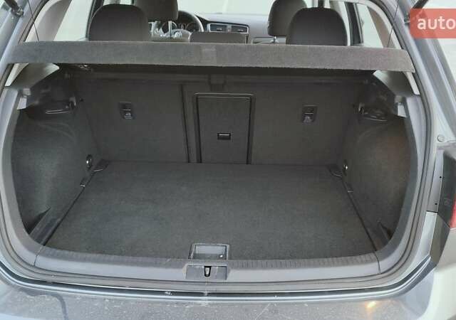 Серый Фольксваген Гольф, объемом двигателя 1.4 л и пробегом 125 тыс. км за 14500 $, фото 19 на Automoto.ua