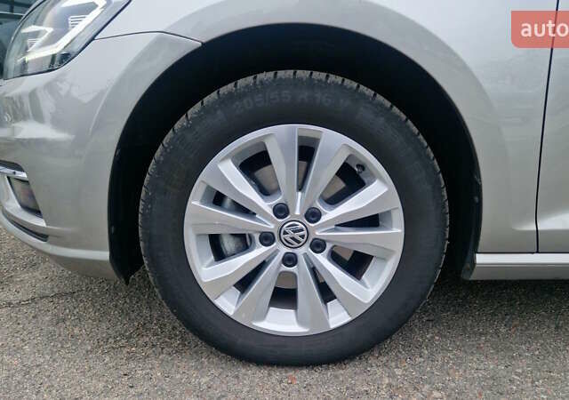 Сірий Фольксваген Гольф, об'ємом двигуна 1.4 л та пробігом 44 тис. км за 19011 $, фото 11 на Automoto.ua
