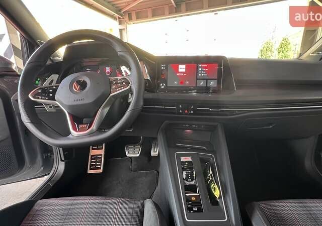 Серый Фольксваген Гольф, объемом двигателя 1.98 л и пробегом 18 тыс. км за 37990 $, фото 29 на Automoto.ua