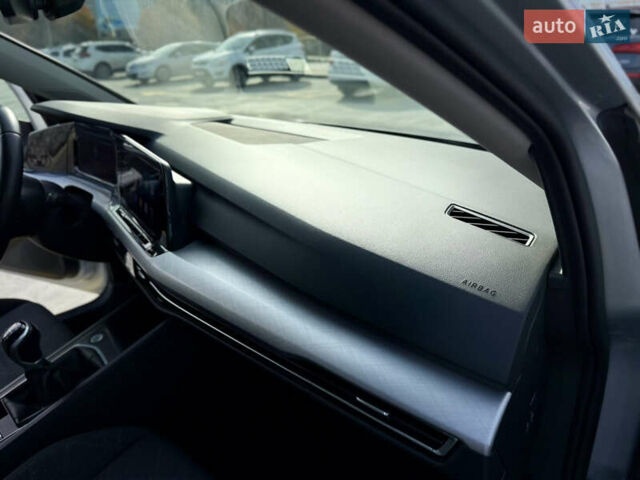 Сірий Фольксваген Гольф, об'ємом двигуна 1.97 л та пробігом 131 тис. км за 20999 $, фото 78 на Automoto.ua