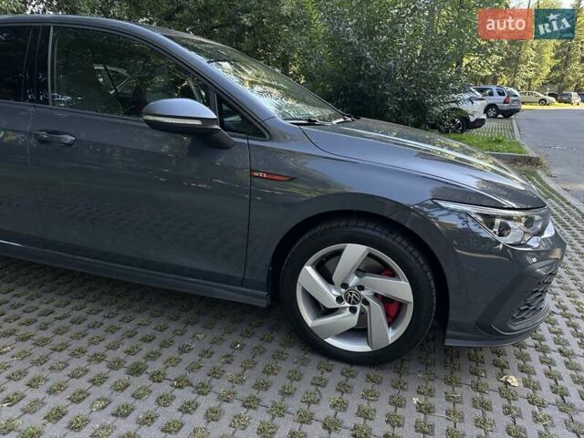 Серый Фольксваген Гольф, объемом двигателя 2 л и пробегом 32 тыс. км за 33000 $, фото 14 на Automoto.ua