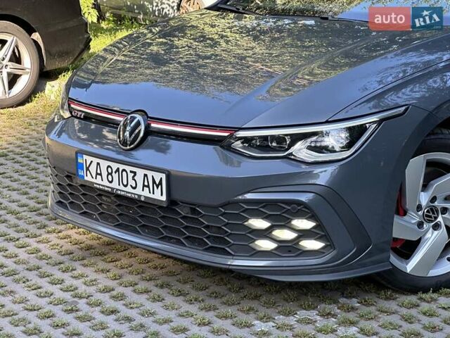 Серый Фольксваген Гольф, объемом двигателя 2 л и пробегом 32 тыс. км за 33000 $, фото 2 на Automoto.ua