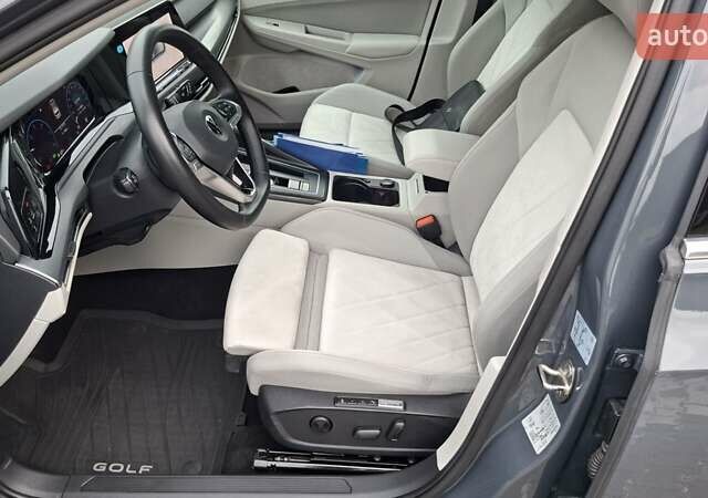 Серый Фольксваген Гольф, объемом двигателя 2 л и пробегом 146 тыс. км за 23333 $, фото 30 на Automoto.ua