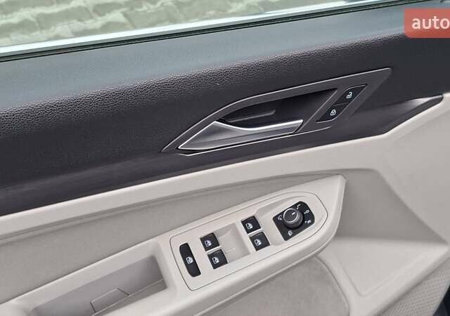 Серый Фольксваген Гольф, объемом двигателя 2 л и пробегом 146 тыс. км за 23333 $, фото 19 на Automoto.ua