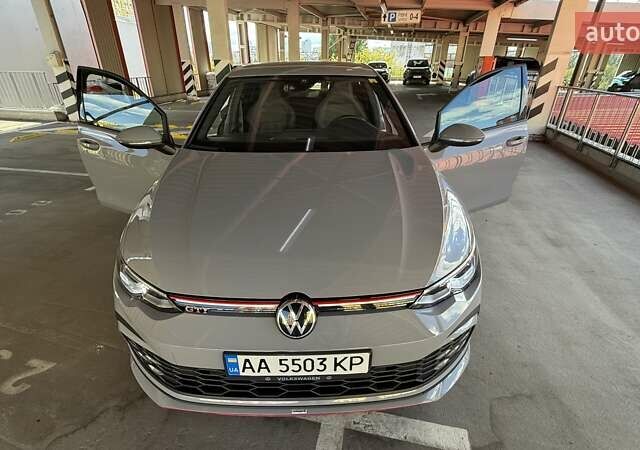 Серый Фольксваген Гольф, объемом двигателя 1.98 л и пробегом 18 тыс. км за 37990 $, фото 26 на Automoto.ua