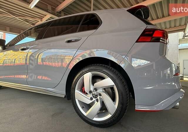 Серый Фольксваген Гольф, объемом двигателя 1.98 л и пробегом 18 тыс. км за 37990 $, фото 6 на Automoto.ua