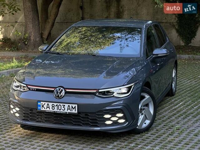 Серый Фольксваген Гольф, объемом двигателя 2 л и пробегом 32 тыс. км за 33000 $, фото 1 на Automoto.ua
