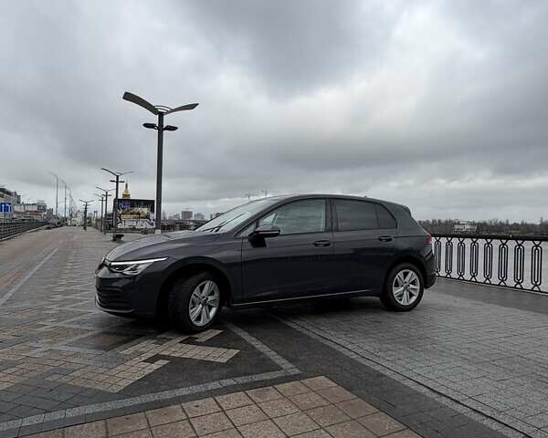 Серый Фольксваген Гольф, объемом двигателя 1.6 л и пробегом 44 тыс. км за 22100 $, фото 6 на Automoto.ua