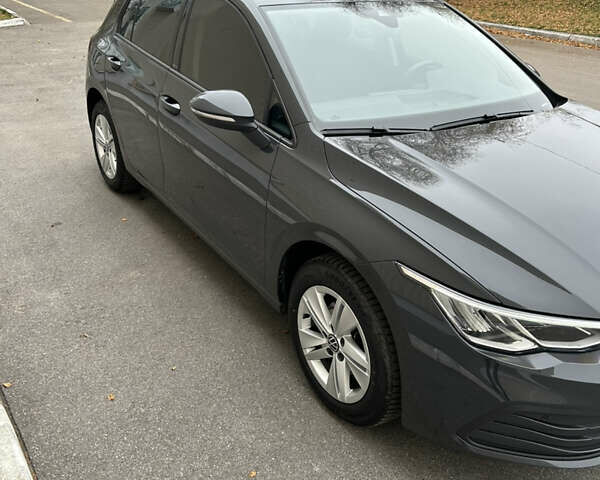 Серый Фольксваген Гольф, объемом двигателя 1.6 л и пробегом 54 тыс. км за 22500 $, фото 1 на Automoto.ua