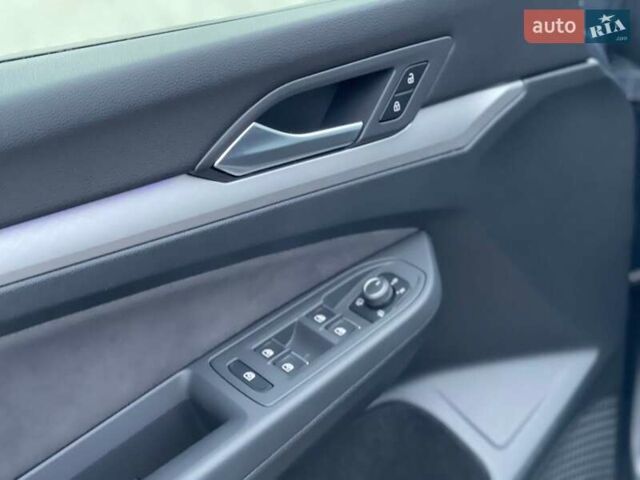 Серый Фольксваген Гольф, объемом двигателя 1.97 л и пробегом 46 тыс. км за 31000 $, фото 14 на Automoto.ua