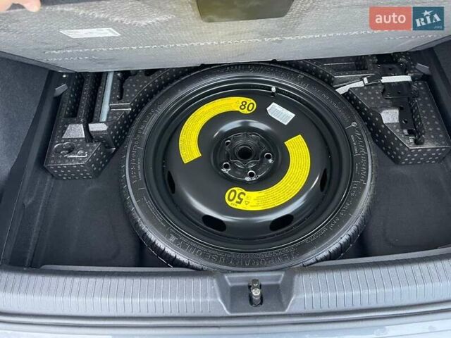 Серый Фольксваген Гольф, объемом двигателя 1.97 л и пробегом 46 тыс. км за 31000 $, фото 12 на Automoto.ua