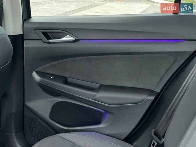 Серый Фольксваген Гольф, объемом двигателя 1.97 л и пробегом 46 тыс. км за 31000 $, фото 34 на Automoto.ua