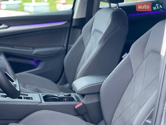 Серый Фольксваген Гольф, объемом двигателя 1.97 л и пробегом 46 тыс. км за 31000 $, фото 20 на Automoto.ua