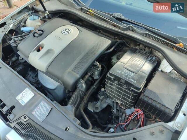 Серый Фольксваген Гольф, объемом двигателя 1.4 л и пробегом 155 тыс. км за 4650 $, фото 7 на Automoto.ua