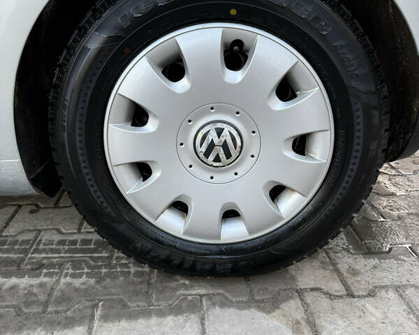 Серый Фольксваген Гольф, объемом двигателя 1.6 л и пробегом 270 тыс. км за 4999 $, фото 14 на Automoto.ua