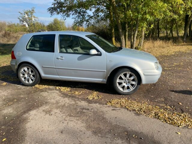 Серый Фольксваген Гольф, объемом двигателя 1.6 л и пробегом 200 тыс. км за 3100 $, фото 4 на Automoto.ua