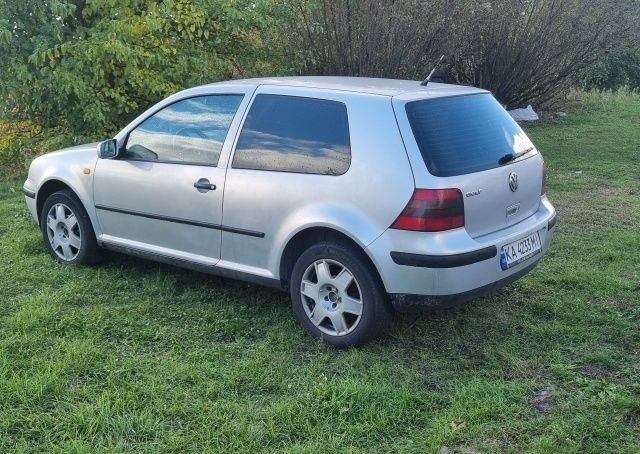Фольксваген Гольф 1998 в Борисполе на Automoto.ua Серый Фольксваген Гольф, объемом двигателя 1.4 л и пробегом 412 тыс. км за 3300 $, фото 2 на Automoto.ua