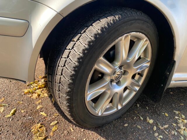 Серый Фольксваген Гольф, объемом двигателя 1.6 л и пробегом 200 тыс. км за 3100 $, фото 9 на Automoto.ua